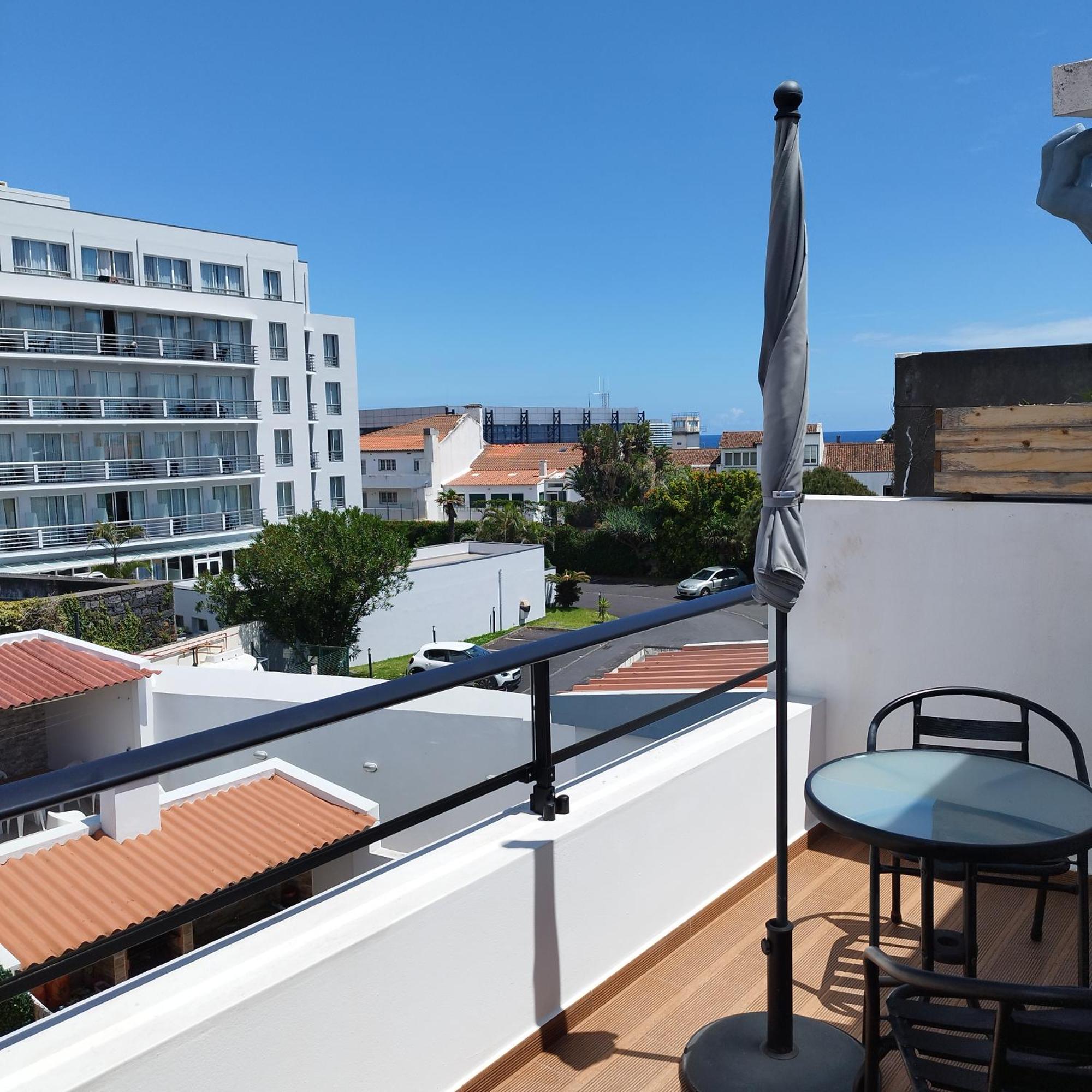 Santa Alegria Hostel Ponta Delgada  Ngoại thất bức ảnh